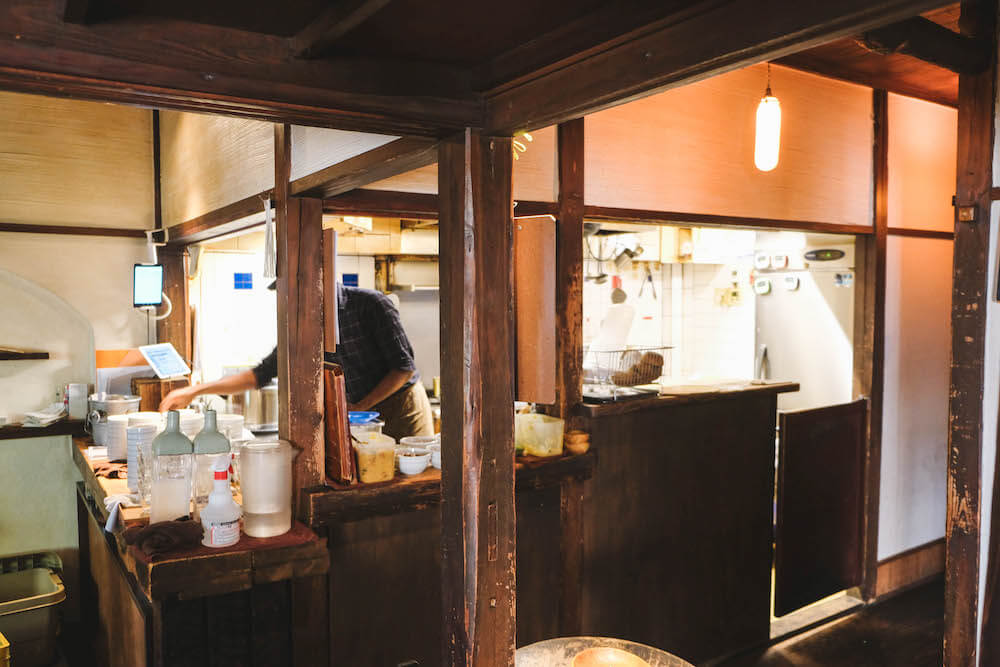 日劇《竹內涼真的攝休》取景地：東京押上古民家咖哩・創造空間「SPICE Cafe」
