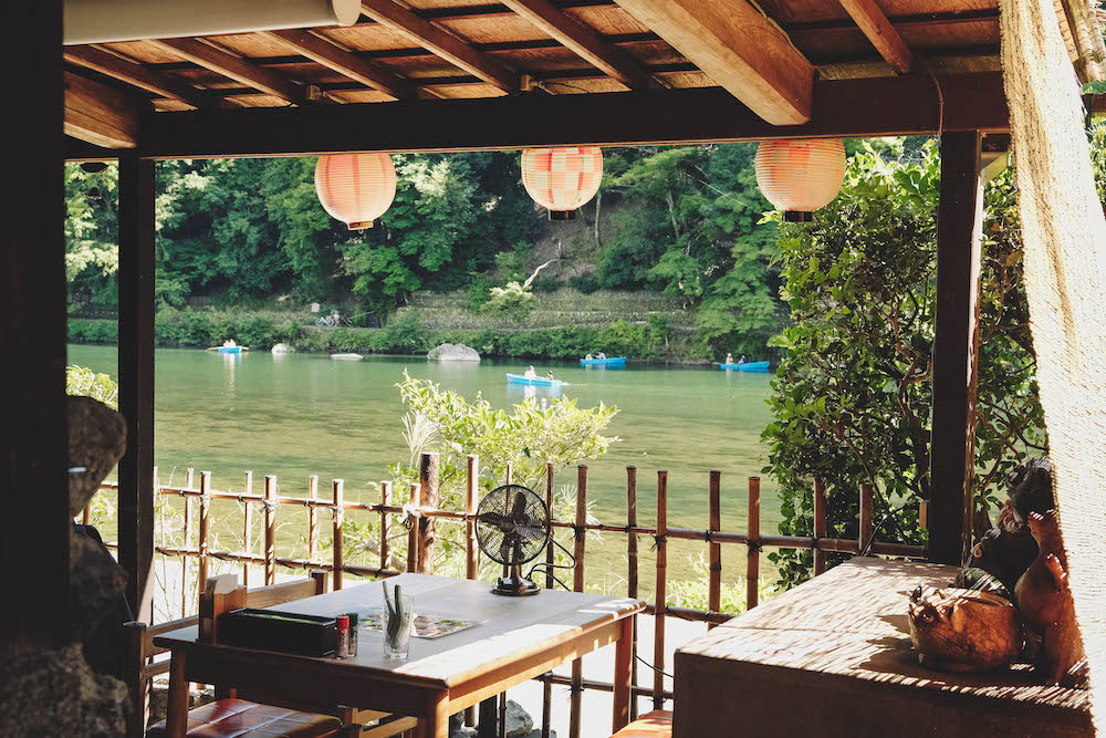嵐山「龜山家」：僅營業到下午3:00，祐齋亭旁的茶屋餐廳