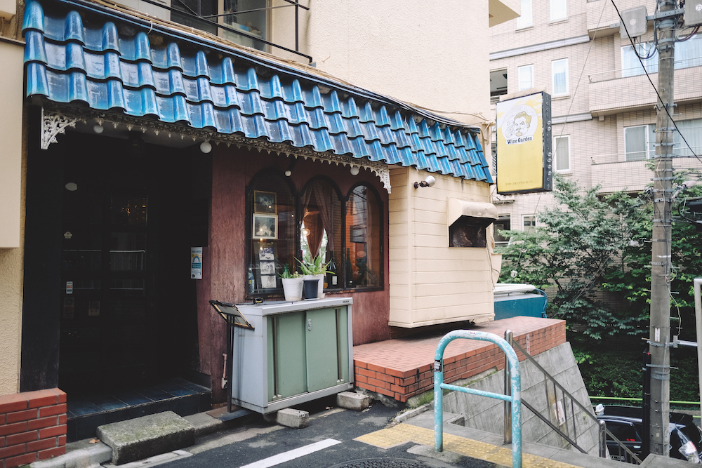 日劇《我們之間沒有的》取景地踩點：陽ㄧ工作的咖啡店Cafe「肆」＆美智和誠喝酒的なかめ公園橋
