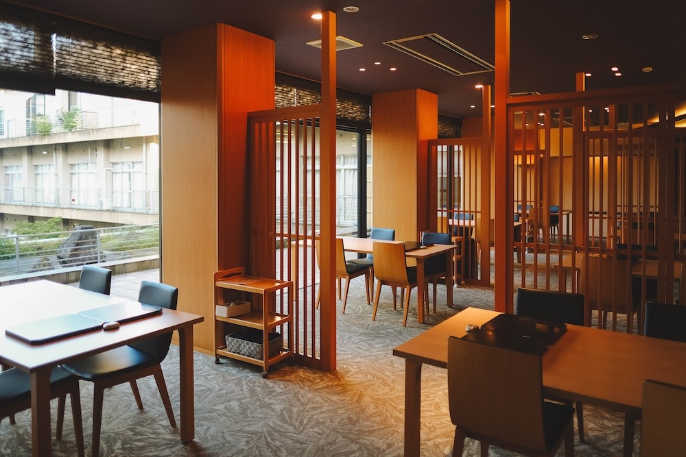 石川片山津溫泉：最古溫泉旅館「湖畔の宿 森本」／柴山瀉絕景「愛染寺」／人氣麵包坊「HIKARU BACKERY」／咖啡專門店「mie coffee」／谷口吉生設計總湯149
