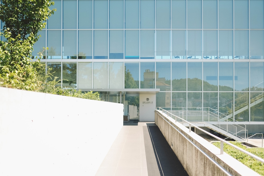 石川片山津溫泉：最古溫泉旅館「湖畔の宿 森本」／柴山瀉絕景「愛染寺」／人氣麵包坊「HIKARU BACKERY」／咖啡專門店「mie coffee」／谷口吉生設計總湯232