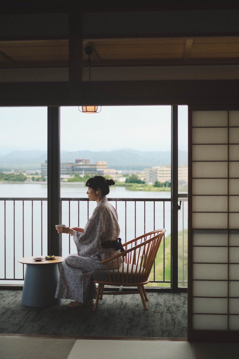 石川片山津溫泉：最古溫泉旅館「湖畔の宿 森本」／柴山瀉絕景「愛染寺」／人氣麵包坊「HIKARU BACKERY」／咖啡專門店「mie coffee」／谷口吉生設計總湯73