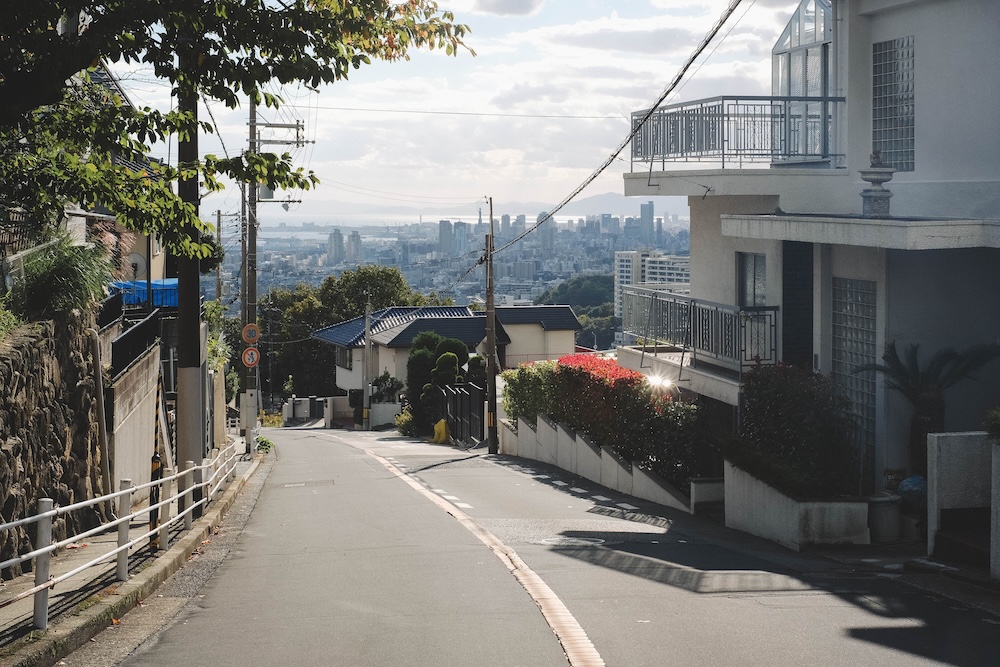 神戶東灘區・坡道散策｜御影以北～鴨子ヶ原・隱藏景觀咖啡店「teqteq」