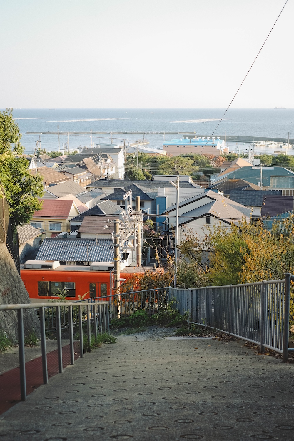 神戶須磨區・坡道散策|須磨海景坡道・山陽電車 x 沙灘絕景