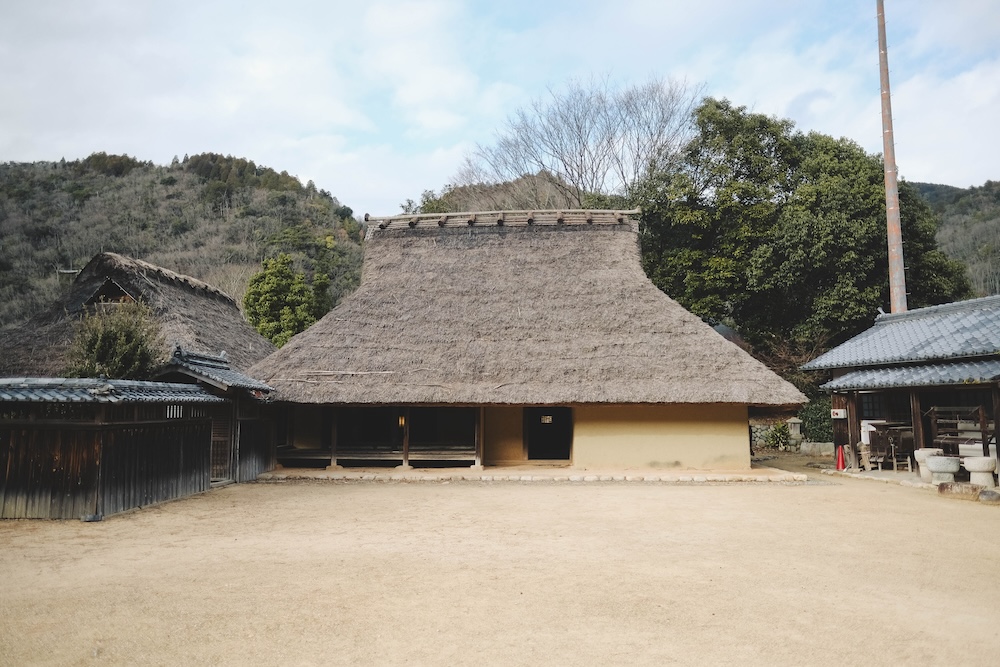 神戶北區・坡道散策｜喫茶店佳林、日本最古民家「箱木千年家」、つくはら湖（BE KOBE）12