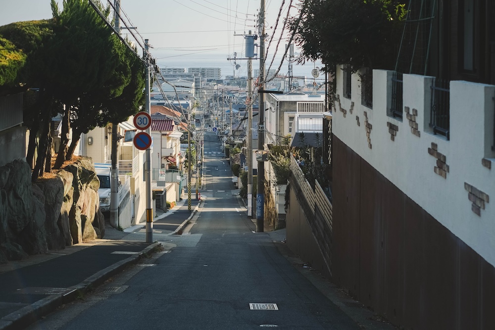 神戶垂水區・坡道散策｜舞子海景陡坡「愛德坂」・望明石海峽大橋喫茶店「Riia咖啡」